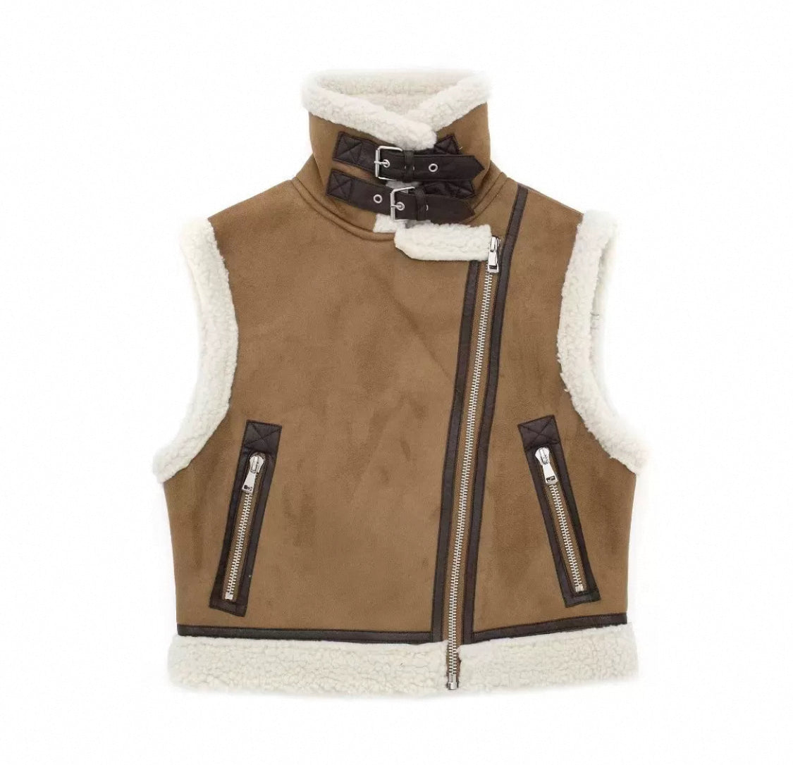 Trendy Lederweste mit fleece Innenseite