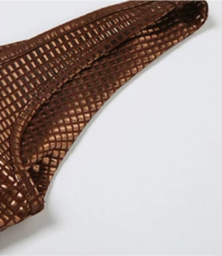 Glimmerndes rückenfreies Kleid