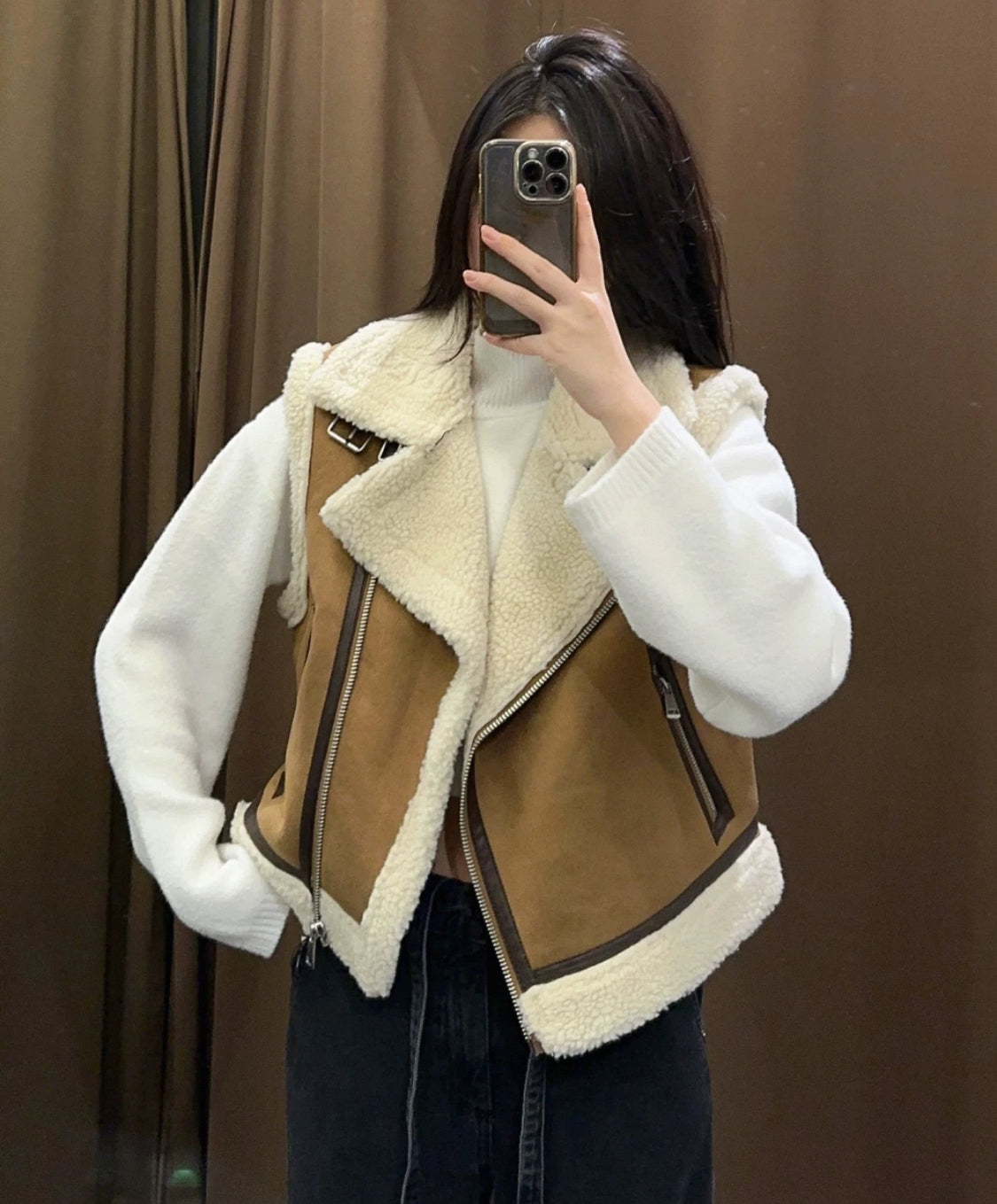 Trendy Lederweste mit fleece Innenseite