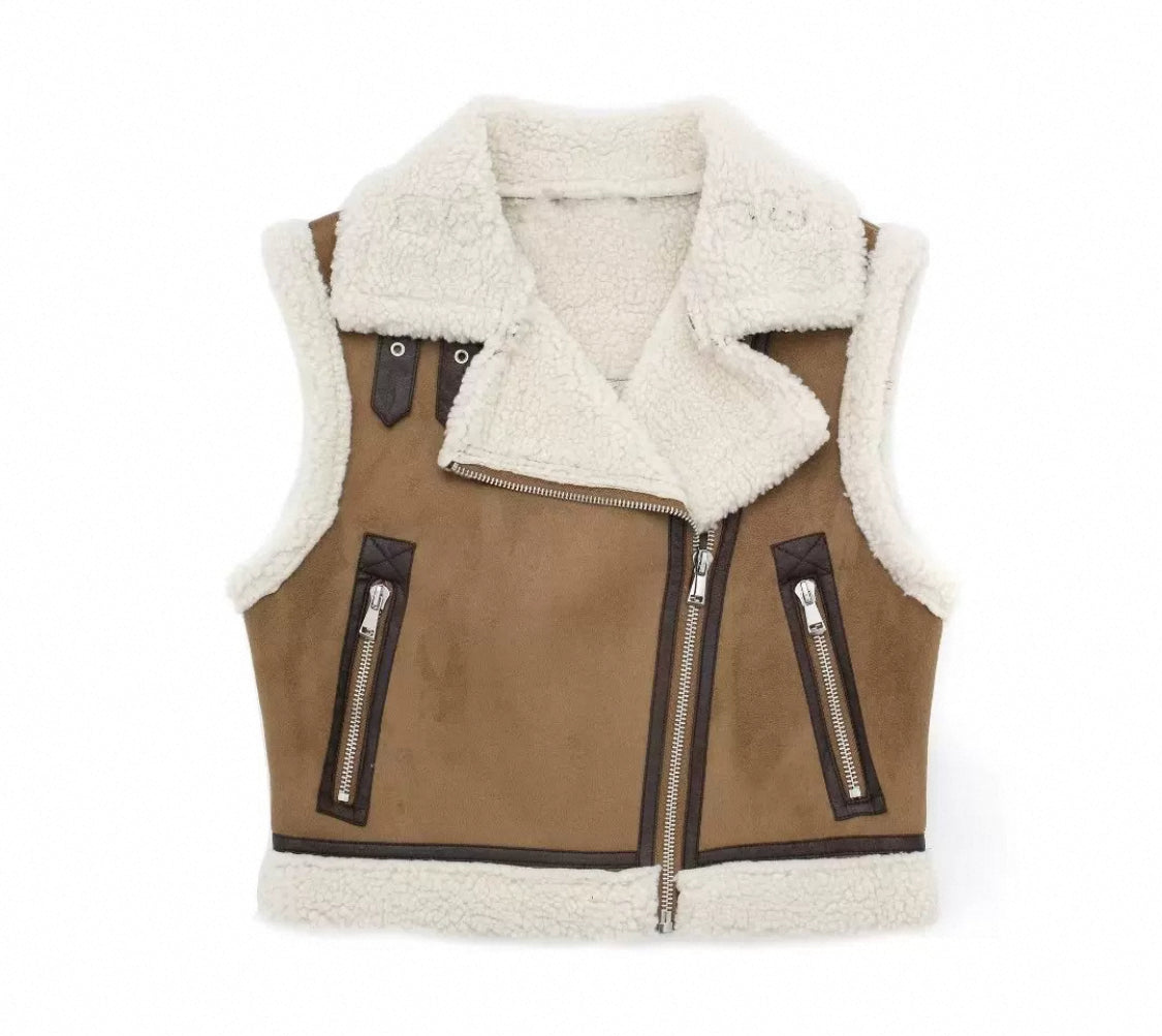 Trendy Lederweste mit fleece Innenseite