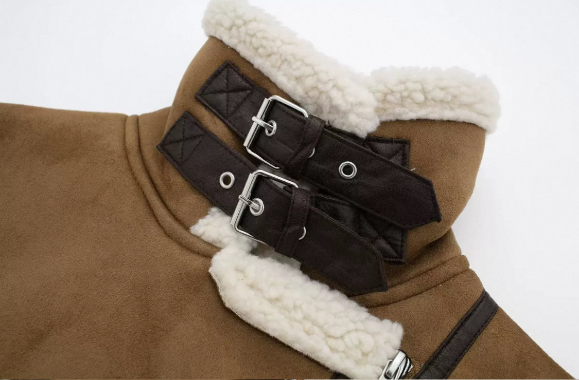 Trendy Lederweste mit fleece Innenseite