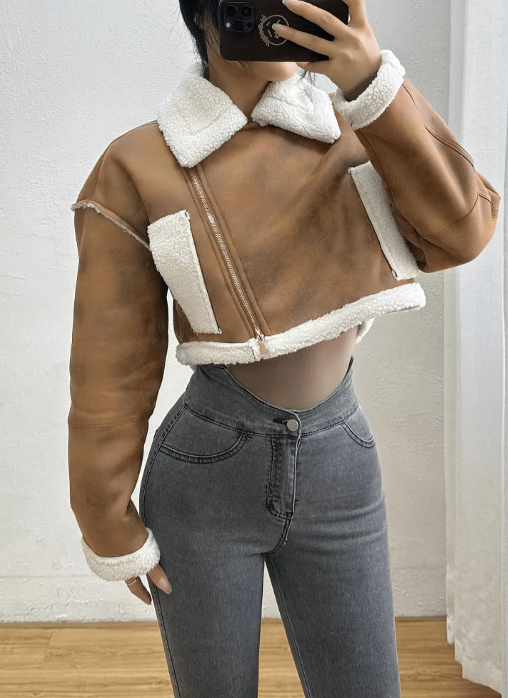 Trendy Cropped Lederjacke mit Flausch