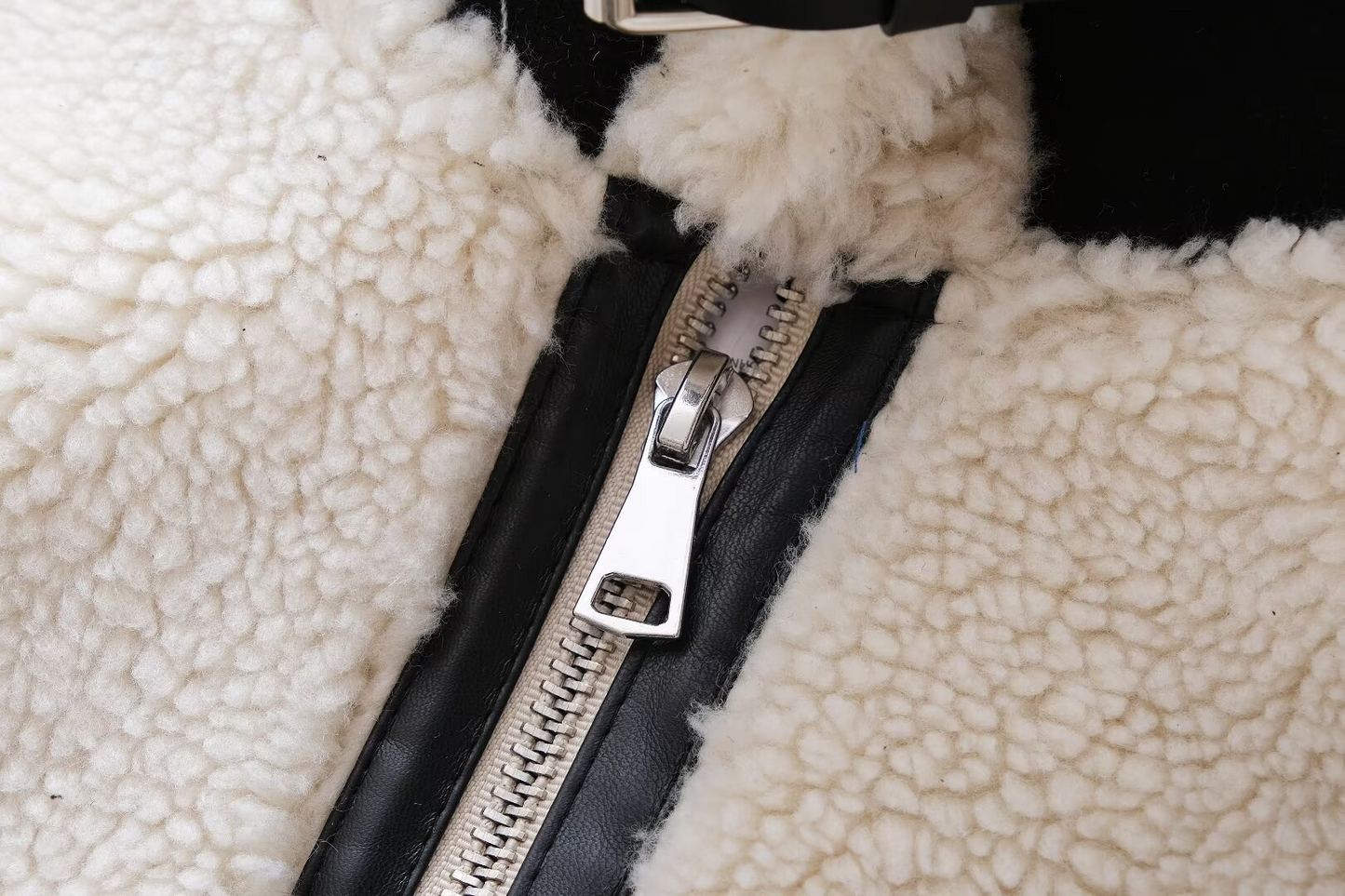 Trendy Teddy Lederjacke