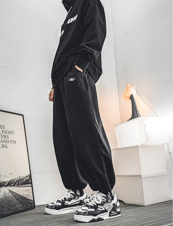 Chiz Bantana Sneaker
