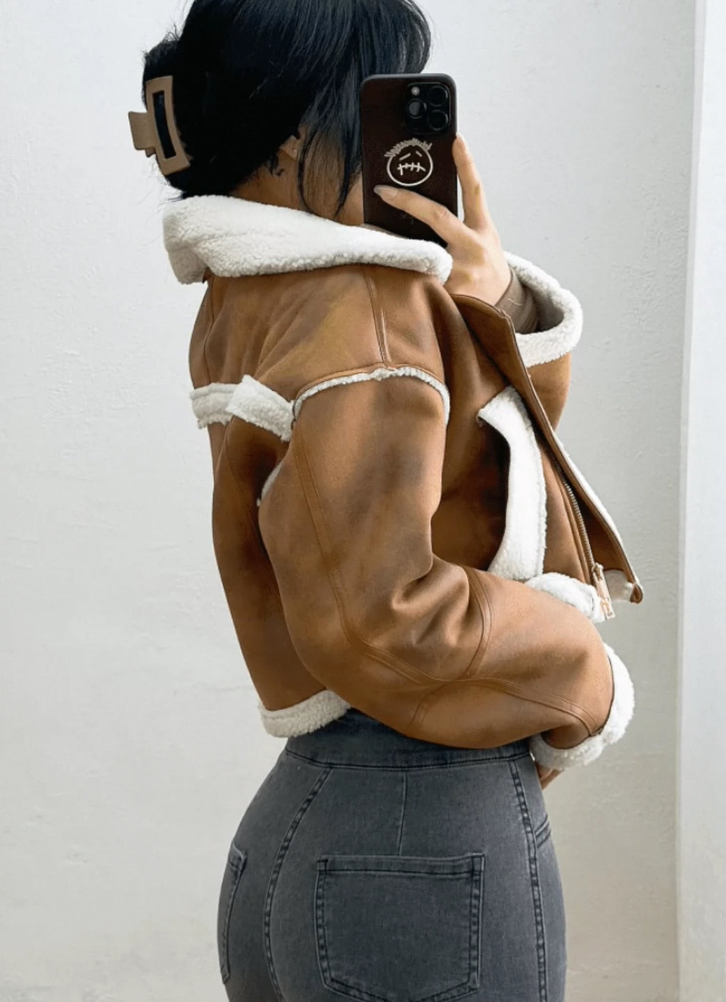 Trendy Cropped Lederjacke mit Flausch