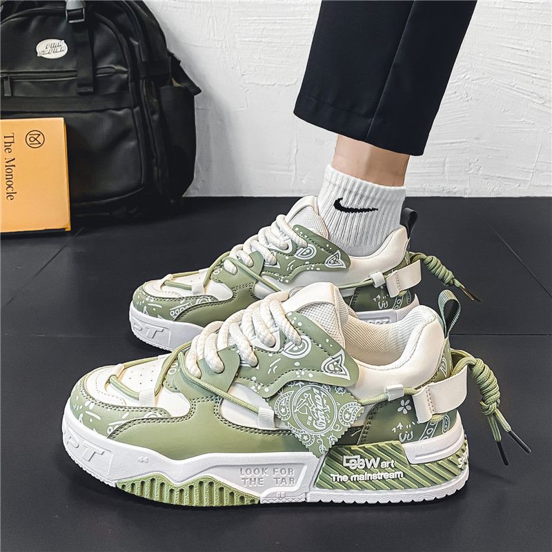 Chiz Bantana Sneaker