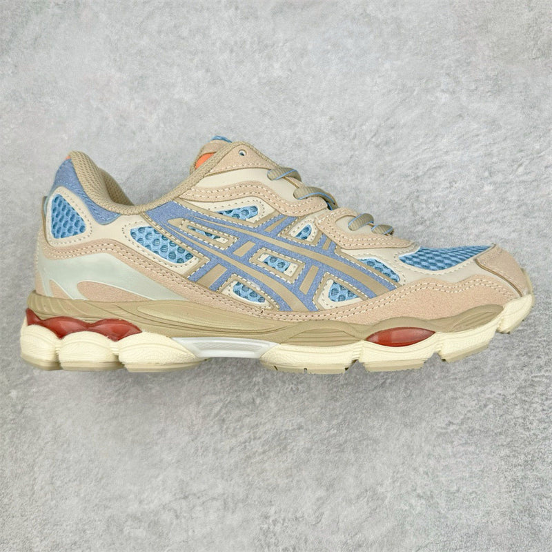SNEAKER RUNNER