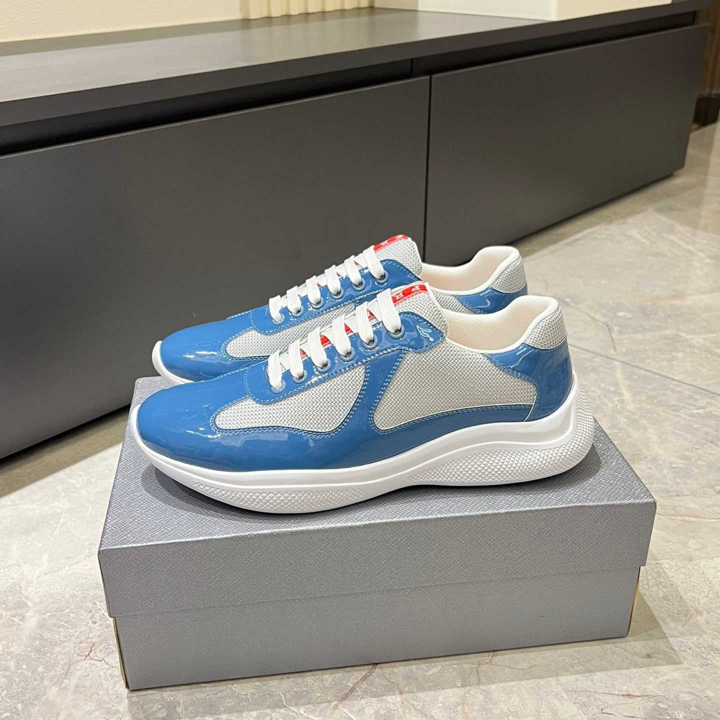 SNEAKER CUP'S 25