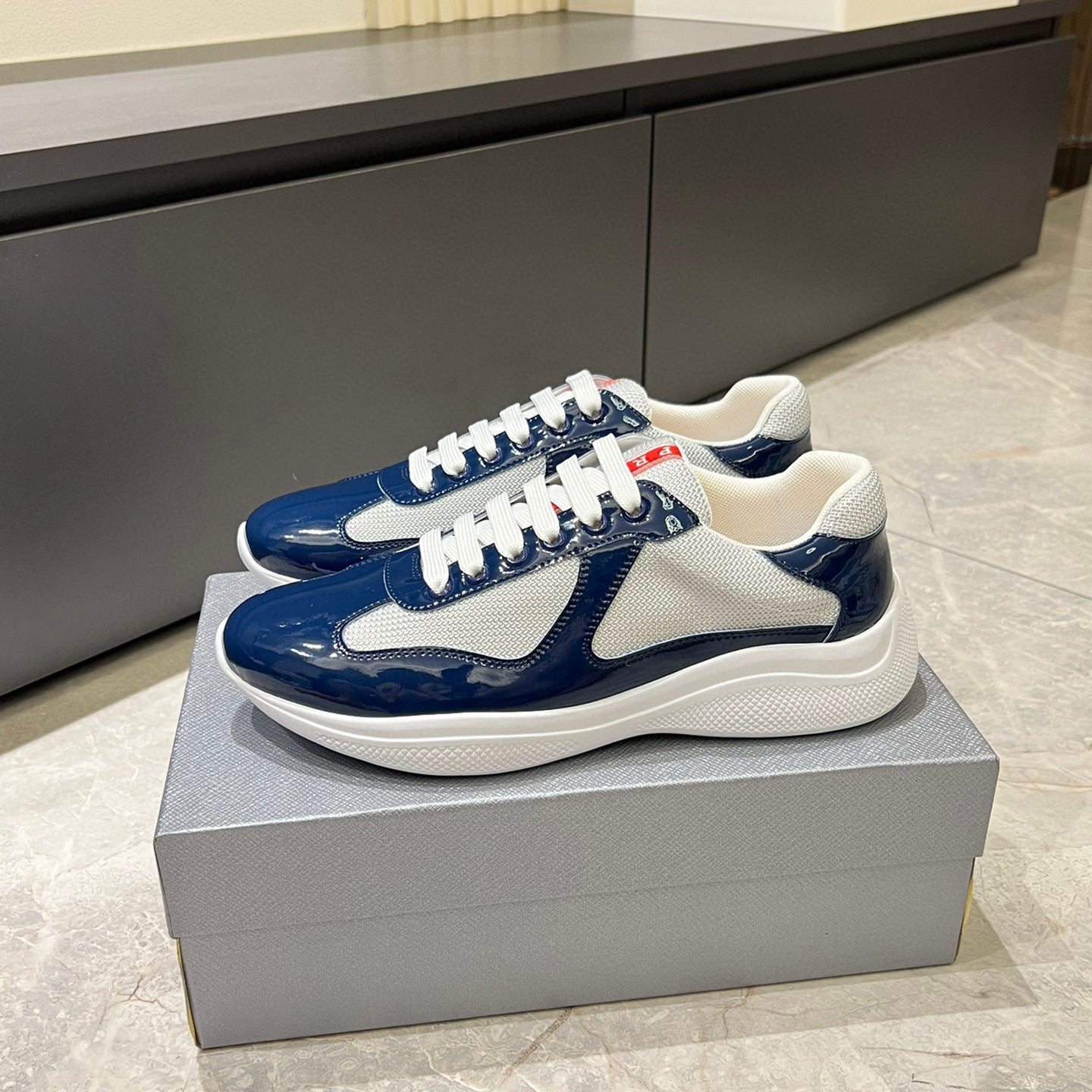 SNEAKER CUP'S 25