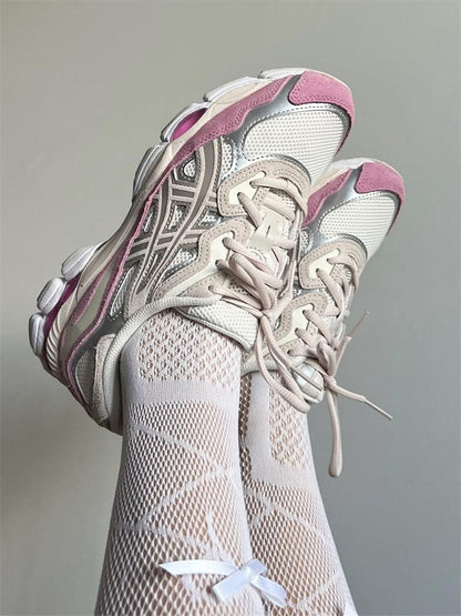 SNEAKER RUNNER