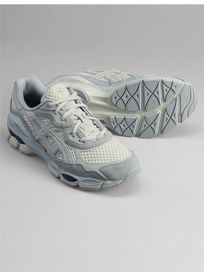 SNEAKER RUNNER