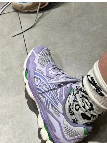 SNEAKER RUNNER